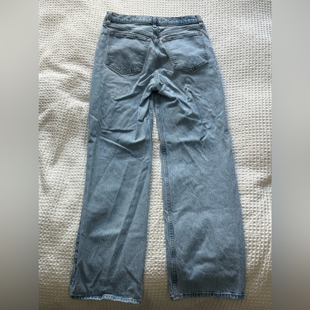Abercrombie & Fitch High Rise 90s Relaxed Jean - Picture 3 of 4